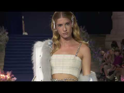 OZLANA Paris Fashion Week 2020 RUNWAY