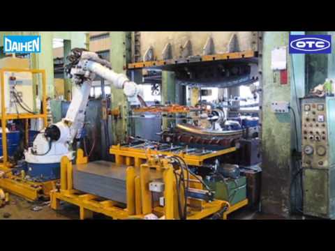 Parts loading to the press machine Hard labor by 4 operators is automated by robot.Productivity and safety has been impr