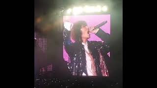 Download lagu Taehyung growling “make some noise” in his powerful raspy voice 🔥🔥 mp3