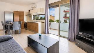 Iriana's Apartments in Center | Crete Island, Greece | Hotel Review 🏩