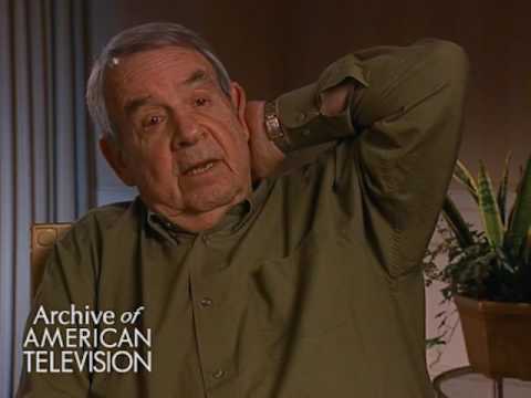 Tom Bosley on "Father Dowling Mysteries" - EMMYTVLEGENDS.ORG