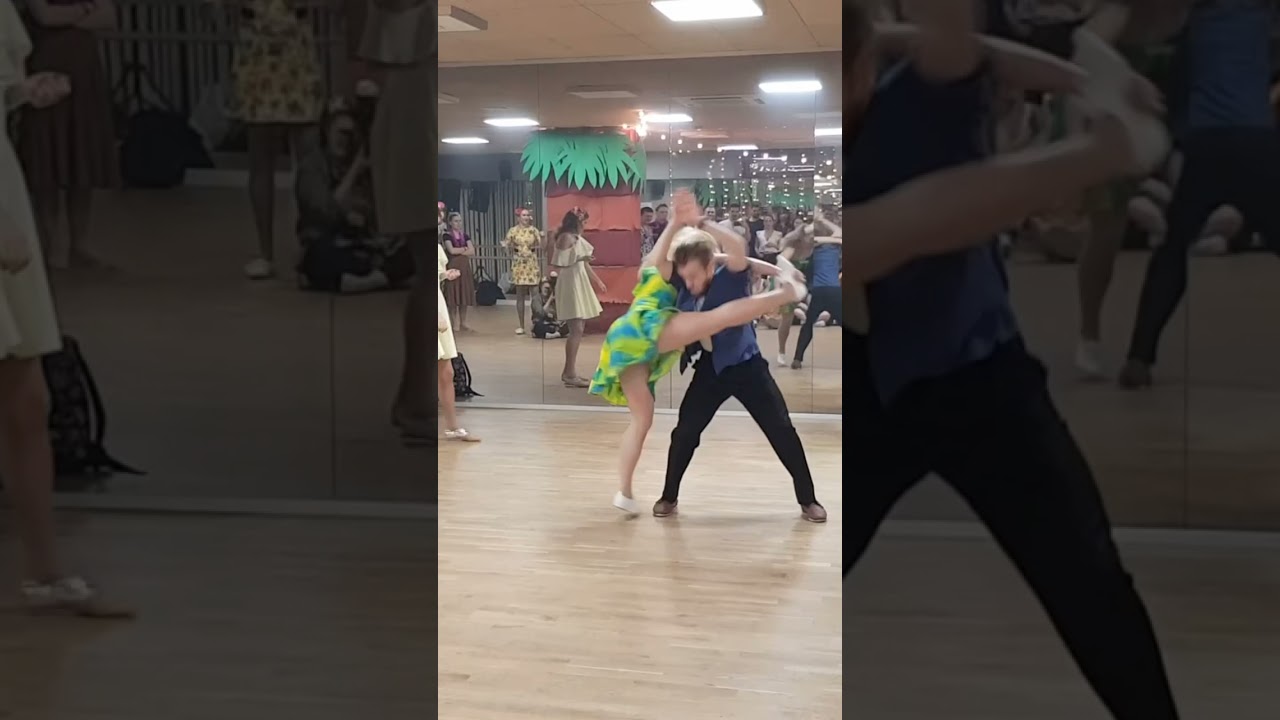 Stretchy and Flexible Dance Trick! 💣 // Sondre & Tanya #shorts