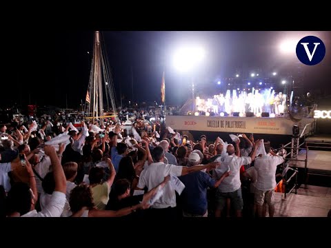 El público vuelve a cantar 'El meu avi' en la Cantada de Calella pese a la polémica