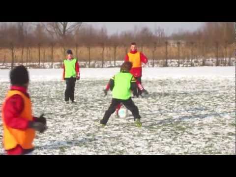 Training UVV E1 in de sneeuw 130119 deel A