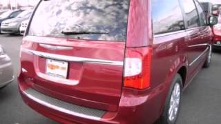 preview picture of video '2013 Chrysler Town Country Indianapolis IN'
