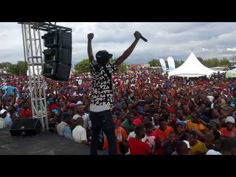 KINNAH LIVE PERFORMANCE AT VALENTINE'S DAY 2018 14 FEBRUARY