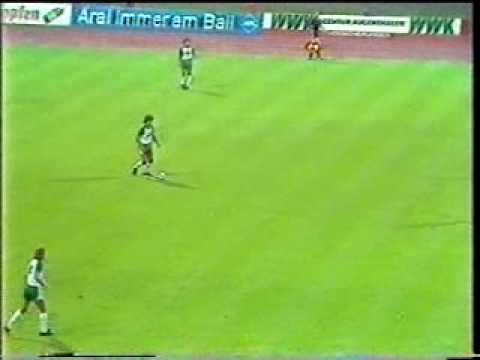 Bayern v Bremen (1984-85) (Pt. 1)