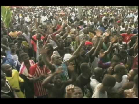 Rocky Dawuni - Download The Revolution (Official Video)