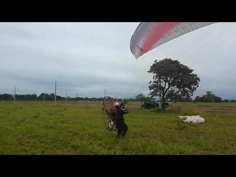 Mulher Paramotor - decolagem - Sayuri Baez #TBT