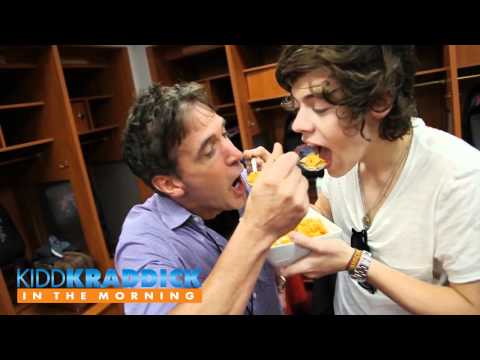 EXCLUSIVE: Backstage with One Direction