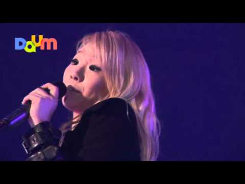 [DaumCam] 2NE1 - Go Away (110219 MTV x Daum Music Fest)