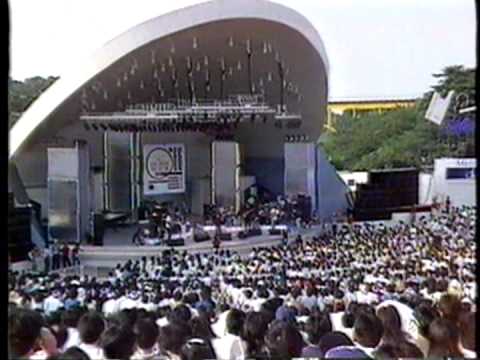 Ornette Coleman "Dancing In Your Head" (Live Under The Sky festival 1986)