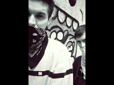 tracku` feat. Qishta - 4 minute - Scrisoarea unui sinucigas