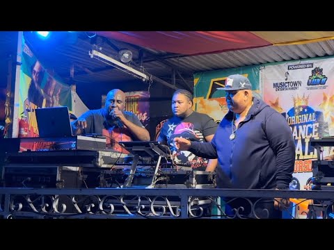 Heavyweight Clash❗ Metro Media vs Music Town Sound, Oliver vs O'neil Famous @ Rubadub Thursday, Epic