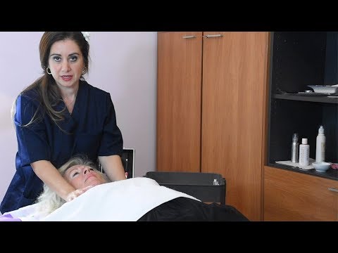 Ginocchio malattia comune negli adolescenti Dolore al petto irradia alla schiena