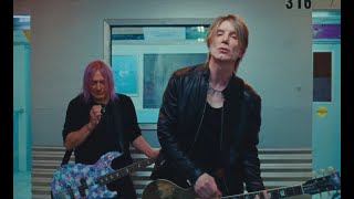Goo Goo Dolls - Nothing Lasts Forever (Official Music Video)
