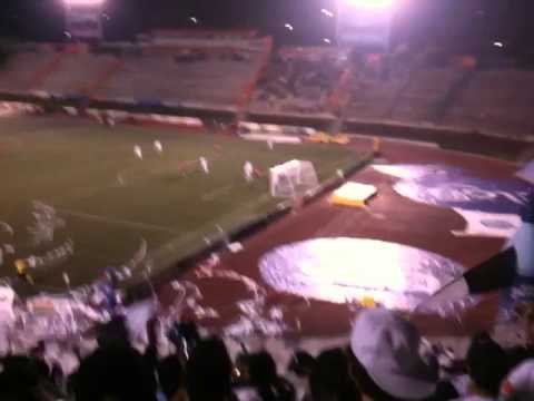 "Me volvio loco ser del albo" Barra: Vltra Svr &bull; Club: Comunicaciones