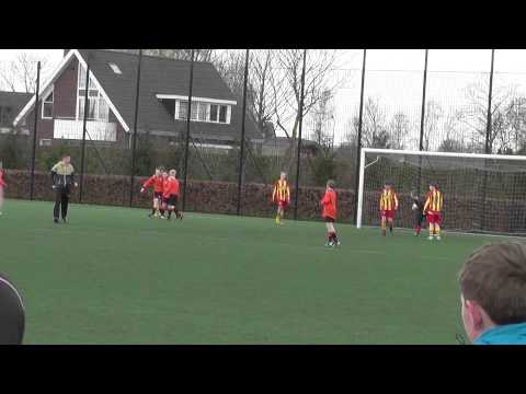 1 maart 2014 VV De Meern D5 - Focus 07 D3 com 3-0 Doelpunt Evander, assist Jesper