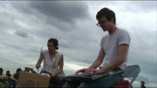 Matt &amp; Kim | NYC @ Roosevelt Island | Jun 4 2006 | Dash after Dash