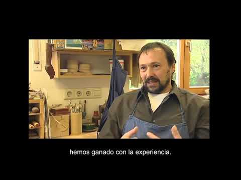 Hermann Hauser III  luthier.