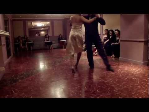  Gustavo Lin  and  Catarina Chung  are  dancing  to  the  vals  "  Pobre Flor  "  by  Alfredo De Angelis  in  2011