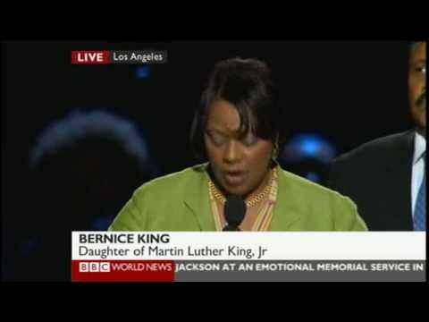 LIVE MEMORIAL MICHAEL JACKSON AT THE STAPLES CENTER - MARTIN LUTHER KING JR