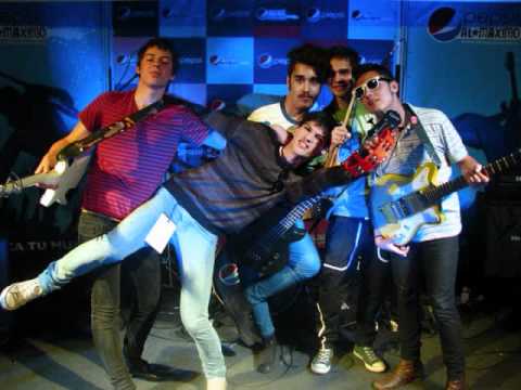 Cellophane Folks - bermuda's triangre (chipmunk)