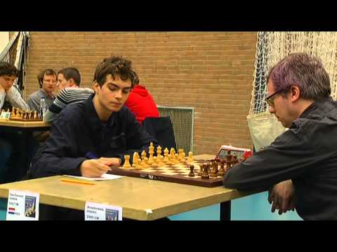 Van Foreest is jongste Nederlandse schaakgrootmeester