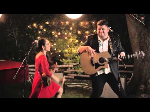 Matisse - La Misma Luna (Lyric Video)