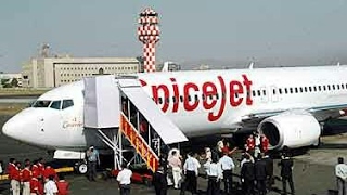 preview picture of video 'Entering SpiceJet Ahmedabad Hyderabad Flight'