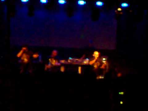 Rychu Peja SoLUfka & RDW , Brachu- Miejska Giełda - live in eskulap 2009/10/24