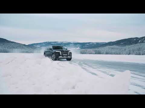 HONGQI E-HS9 - Isbanekjøring