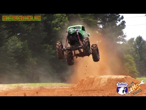 DENNIS ANDERSON GOES HUGE IN KING SLING