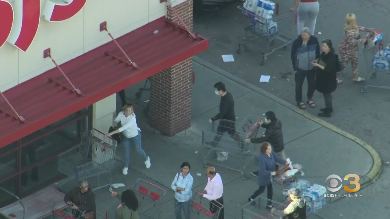 Water worries send Philadelphian residents in a frenzy for bottled water