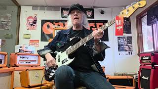 Video thumbnail for First impressions Fender Vintera III Early 70's Jazz bass. #fender  #jazzbass #bassguitar by hiwatt scott