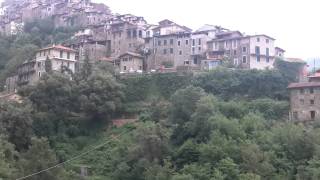 preview picture of video 'Apricale, Italy (best preserved medieval town in Europe)'