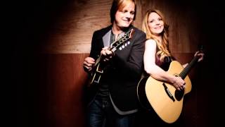 Grandpa's Barn    -The Roys