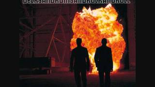 PropellerHeads - On Her Majesty's Secret Service