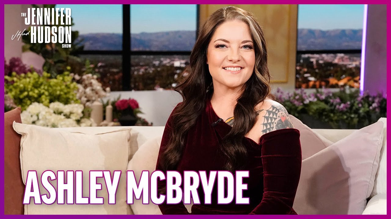 Ashley McBryde Shares How Dolly Parton Reacted to Her Accidentally Starting a Fire in Her House - YouTube