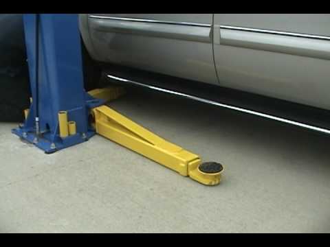 What is The Difference Between Symmetric Arms and Asymmetric Arms On a Two Post Lift?