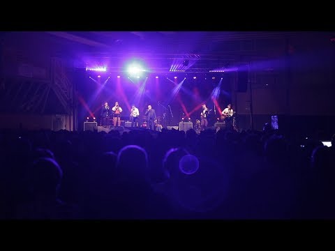 Ognjeni in Oto Pestner - Vrača se pomlad (Ognjeni koncert 2017)