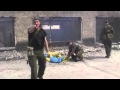 Куча дебилов пытается сжечь флаг Украины :) 