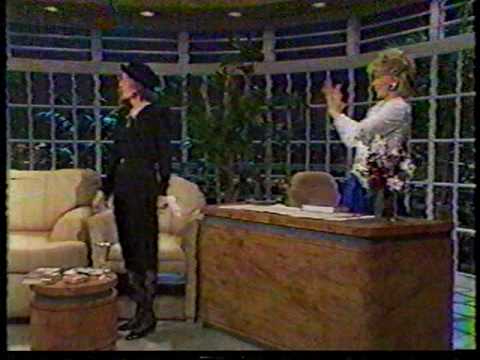 BETTE DAVIS on "LATE SHOW WITH JOAN RIVERS" 1987 (1/2)