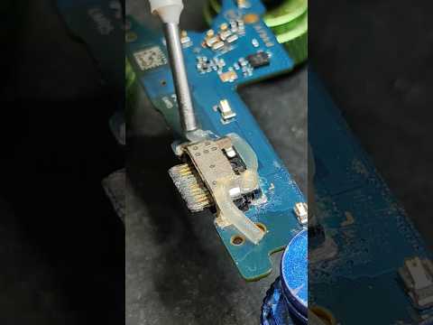 Damaged Samsung Type-C charging port #shorts