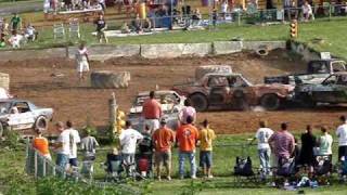 preview picture of video 'June First Demo Derby'