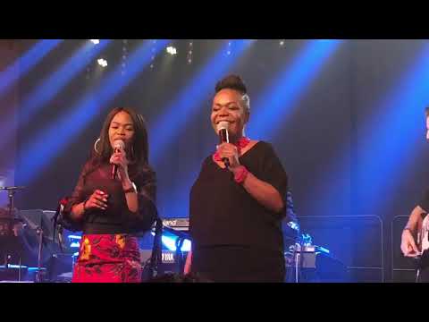 Muriel en Talita Blijd Lord you dont have to worry/a wiens fa libie tranga