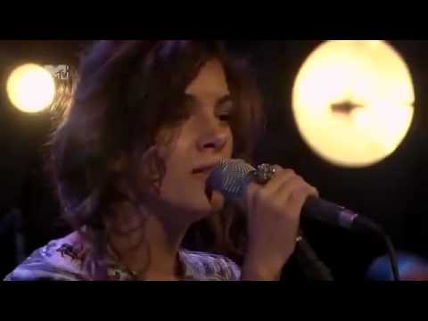 Céu - Show Na Brasa