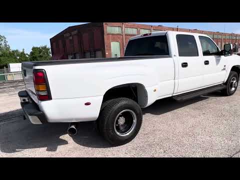 2004 Chevrolet Silverado (CC-1850961) for sale in Saint Charles, Missouri