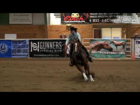 2016 10 28 Tina Vesbach & Spooks Question   NRHA Green Reiner
