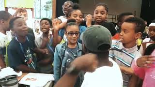 preview picture of video 'BAMstrong visits Pontiac Elementary'